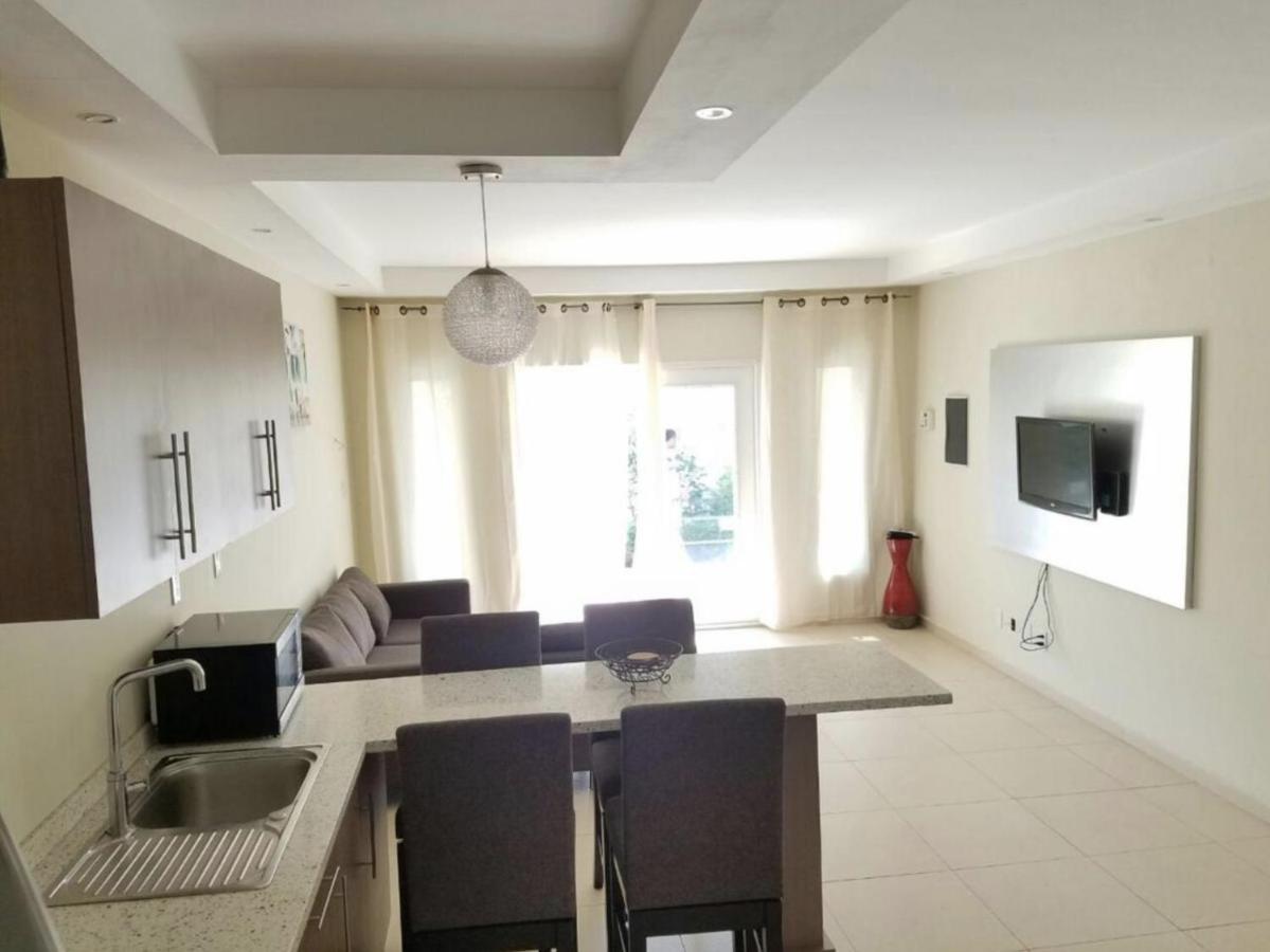 Andira Apartments Вилемстад Екстериор снимка
