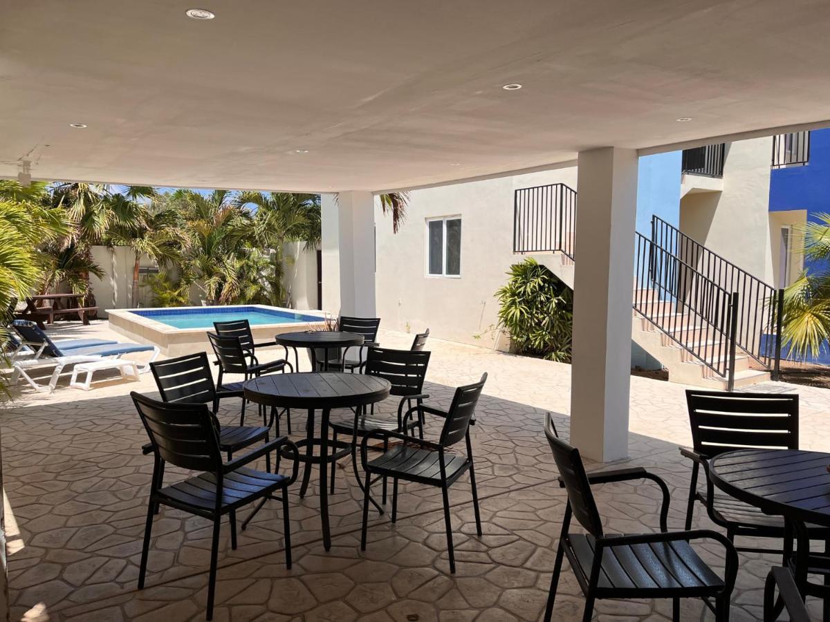 Andira Apartments Вилемстад Екстериор снимка